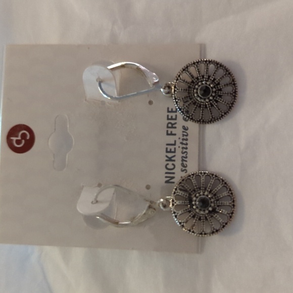 Nickel Free For Sensitive Ears. New Pierced Sale - Picture 3 of 4